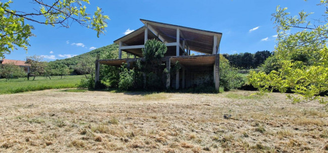 Rustico in vendita a Scandriglia