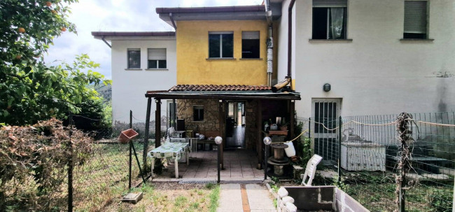 Villette a schiera in vendita a Scandriglia