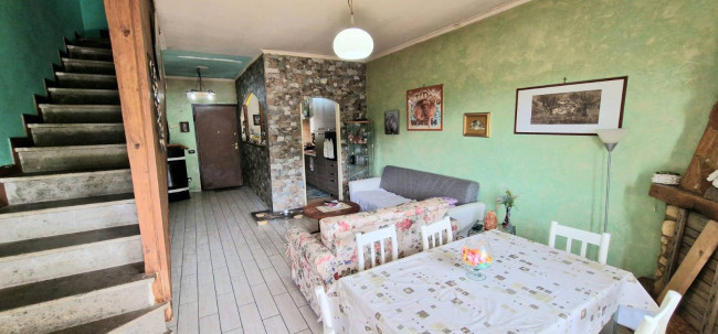 Villette a schiera in vendita a Scandriglia