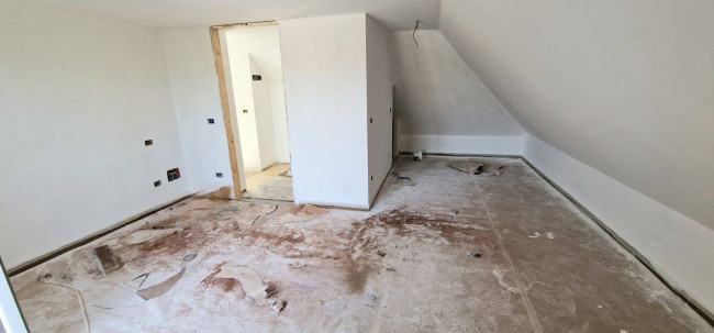 Appartamento in vendita a Scandriglia