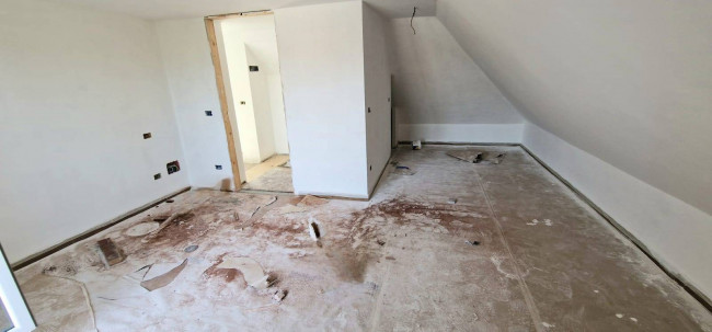 Appartamento in vendita a Scandriglia