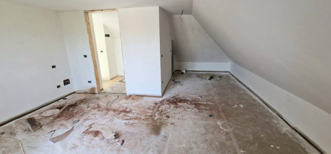 Appartamento in vendita a Scandriglia