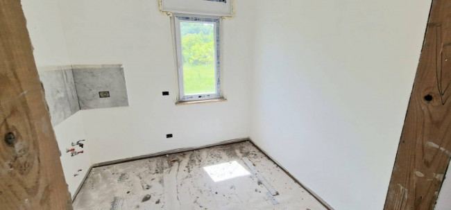 Appartamento in vendita a Scandriglia