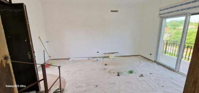 Appartamento in vendita a Scandriglia