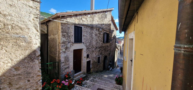 Appartamento in vendita a Montenero Sabino