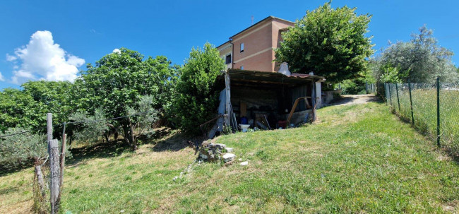 Casa singola in vendita a Casaprota