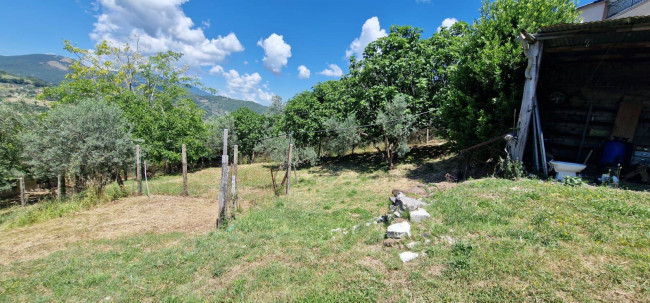 Casa singola in vendita a Casaprota