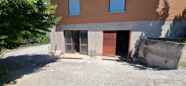 Casa singola in vendita a Casaprota