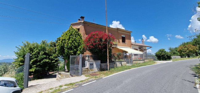 Casa singola in vendita a Casaprota