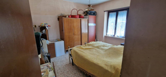 Casa singola in vendita a Casaprota