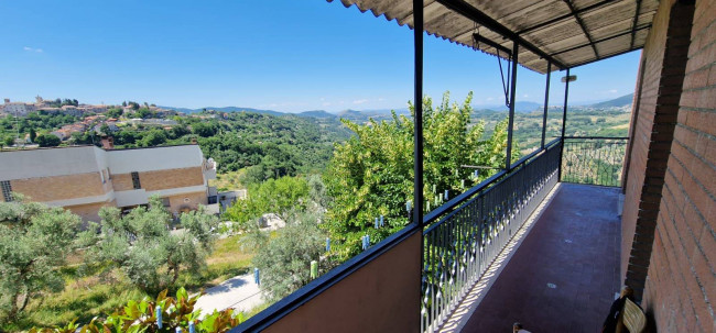 Casa singola in vendita a Casaprota