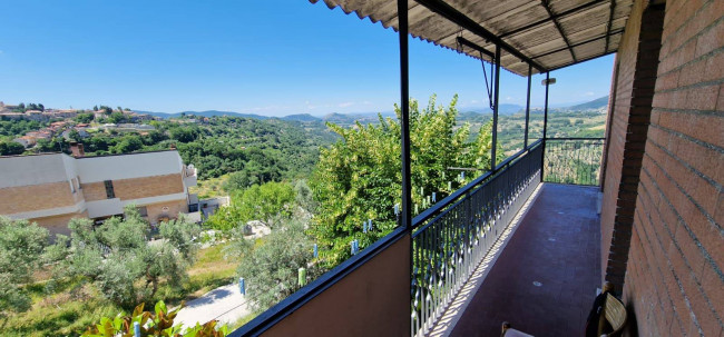Casa singola in vendita a Casaprota