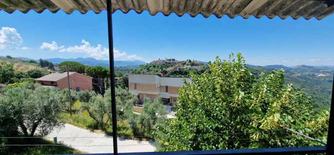 Casa singola in vendita a Casaprota
