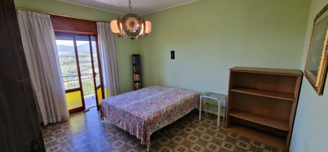 Casa singola in vendita a Casaprota