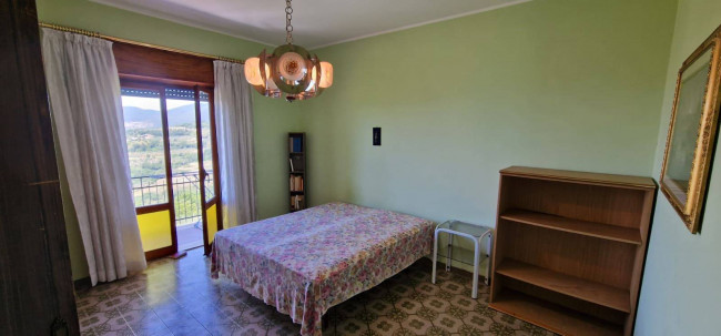 Casa singola in vendita a Casaprota