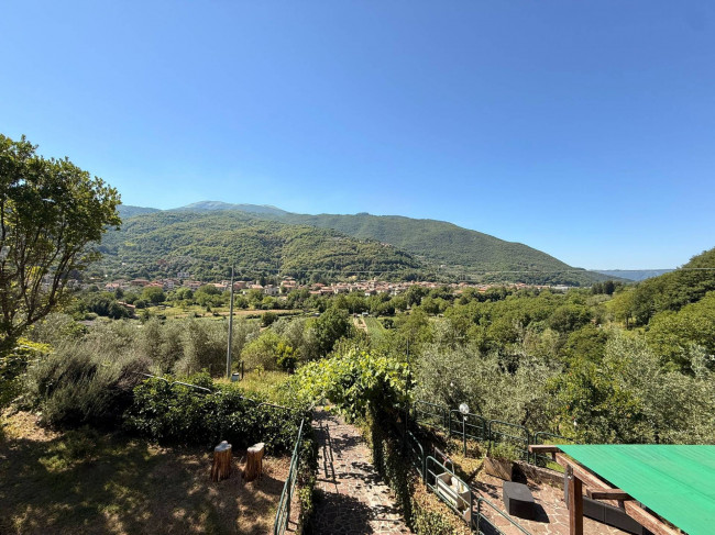 Casa singola in vendita a Borgo Velino
