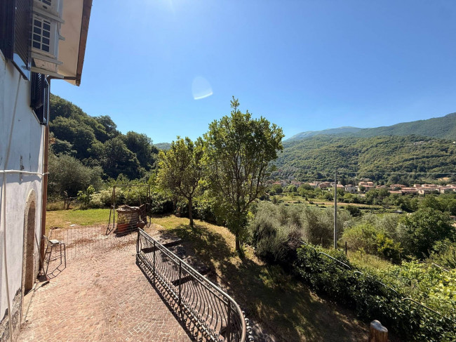 Casa singola in vendita a Borgo Velino