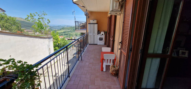 Villette a schiera in vendita a Toffia