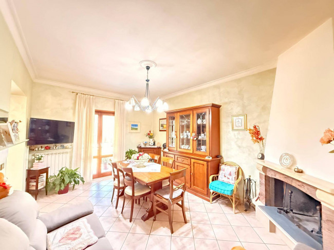 Casa singola in vendita a Cantalice