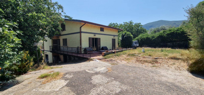Villa in vendita a Montorio Romano