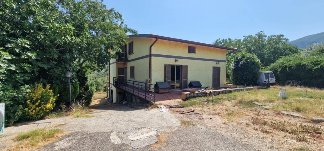 Villa in vendita a Montorio Romano