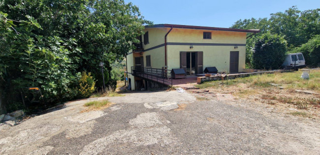 Villa in vendita a Montorio Romano
