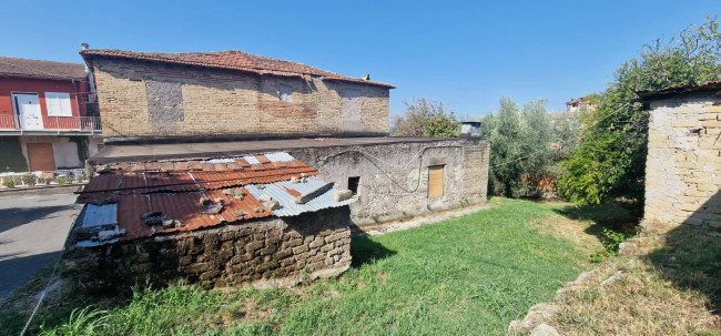 Casa singola in vendita a Fara in Sabina
