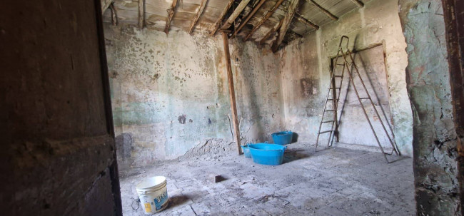 Casa singola in vendita a Fara in Sabina