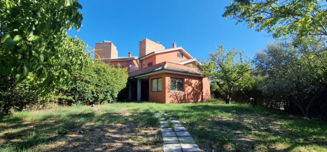 Villa in vendita a Frasso Sabino