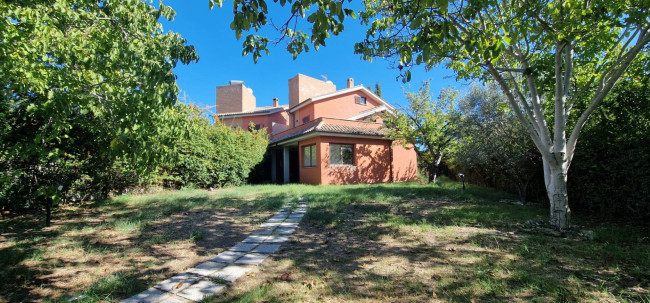 Villa in vendita a Frasso Sabino