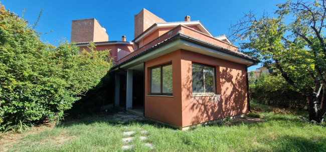 Villa in vendita a Frasso Sabino