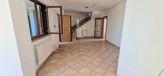 Villa in vendita a Frasso Sabino