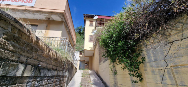 Appartamento in vendita a Scandriglia