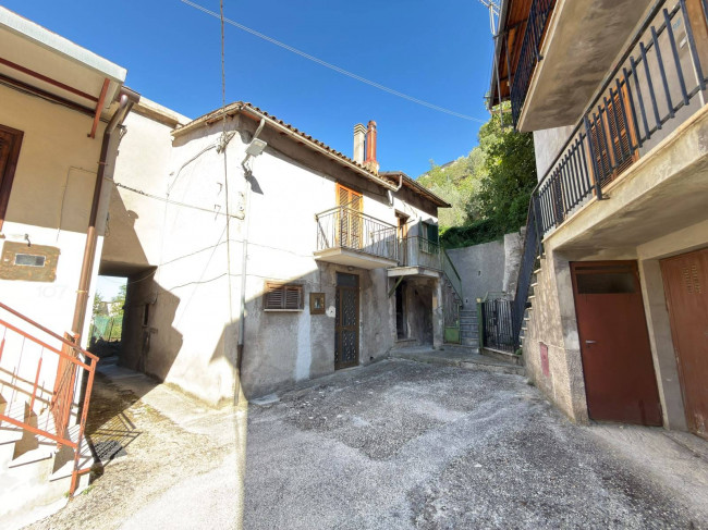 Appartamento in vendita a Cantalice