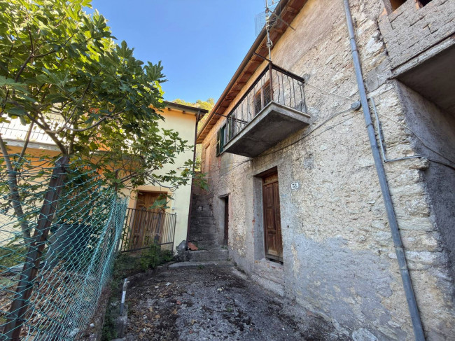Appartamento in vendita a Cantalice