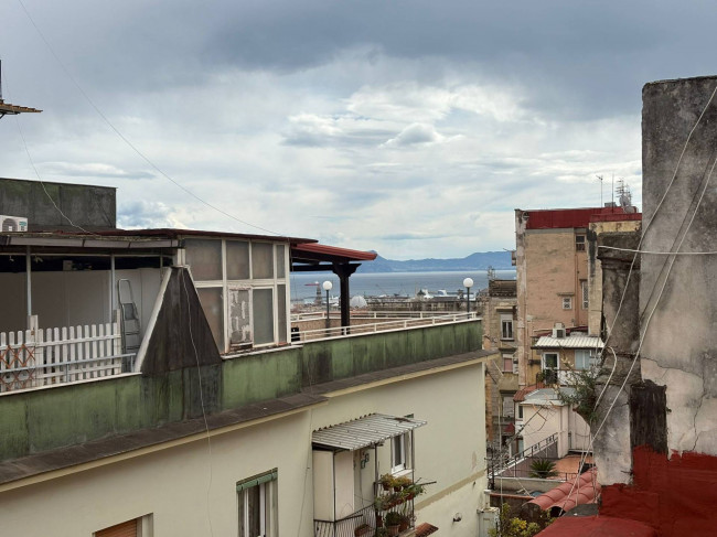 Appartamento in vendita a Napoli