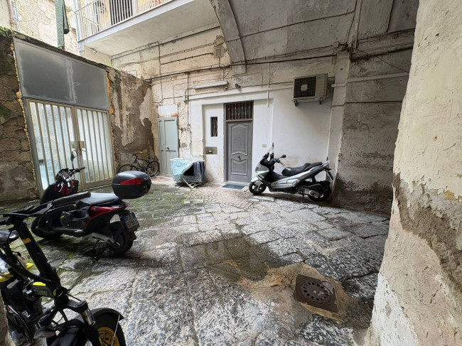 Appartamento in vendita a Napoli
