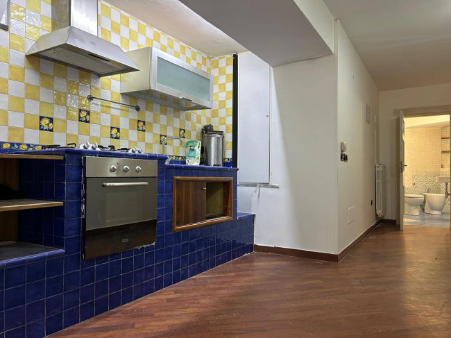 Appartamento in vendita a Napoli