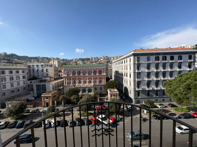 Appartamento in affitto a Napoli