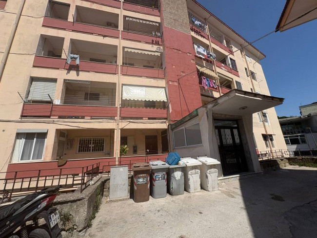 Appartamento in vendita a Napoli