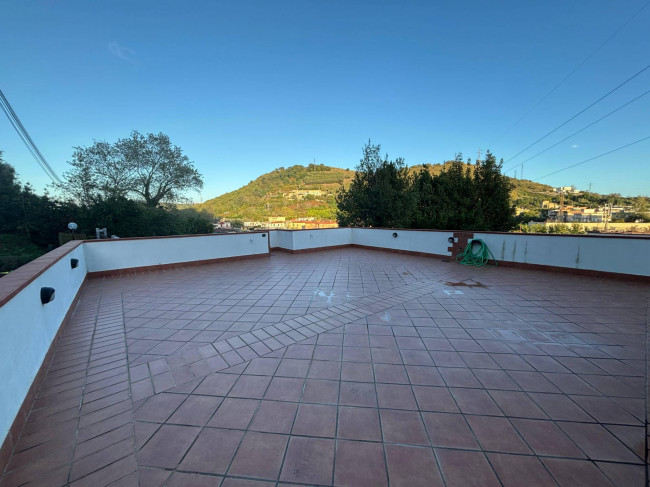 Villa in vendita a Pozzuoli