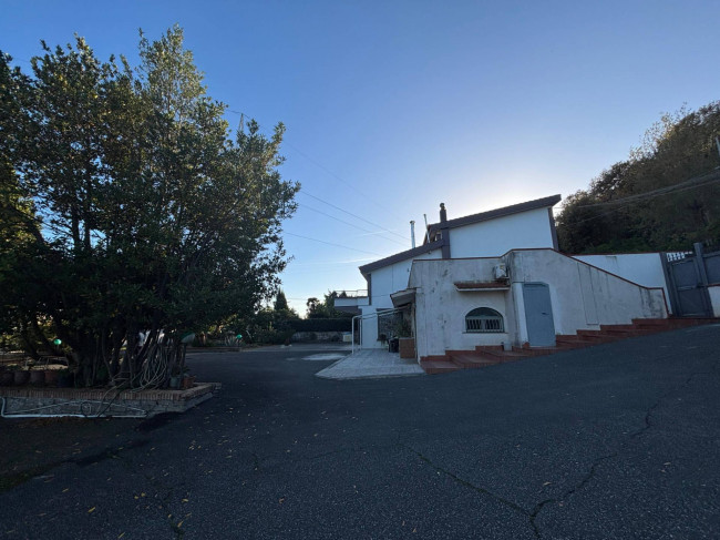Villa in vendita a Pozzuoli