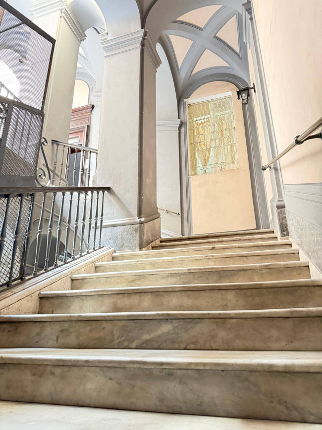 Appartamento in vendita a Napoli