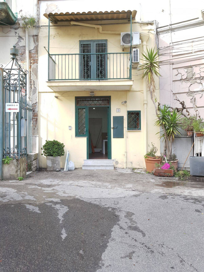 Appartamento in affitto a Napoli