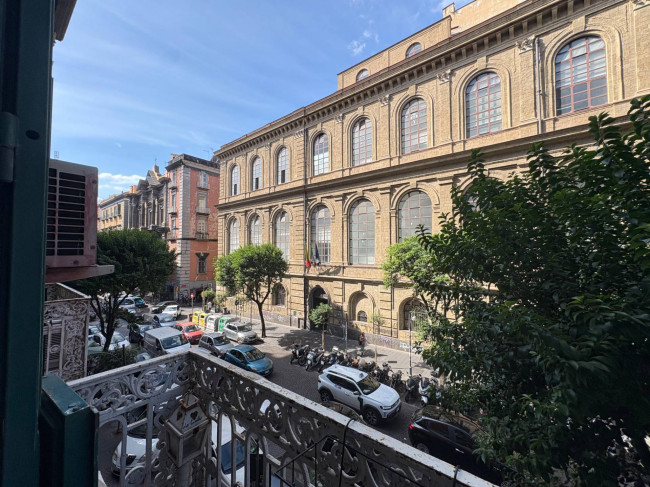 Appartamento in vendita a Napoli