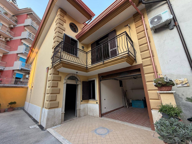 Casa singola in affitto a Acerra