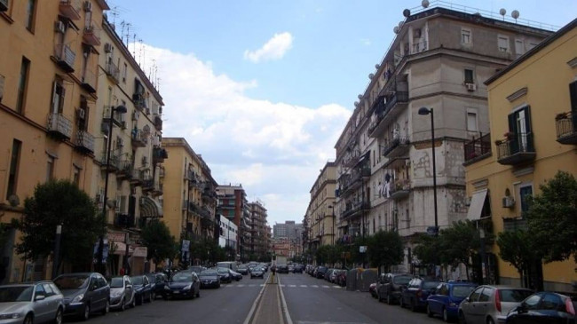 Appartamento in vendita a Napoli
