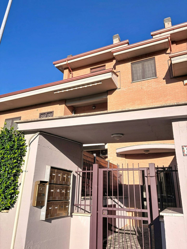 Appartamento in vendita a Guidonia Montecelio