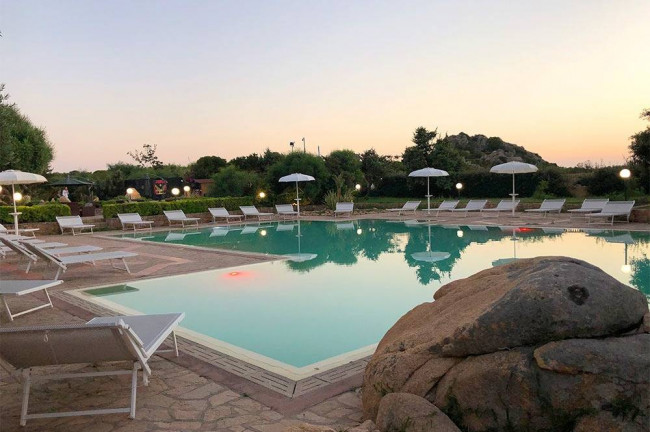 Appartamento in vendita a Trinità d'Agultu e Vignola