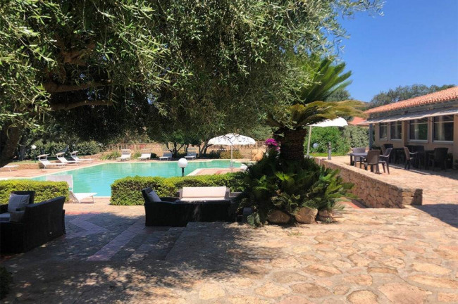 Appartamento in vendita a Trinità d'Agultu e Vignola